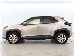 ヤリスクロス HV G