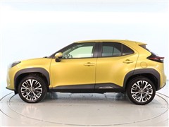 ヤリスクロス HV Z