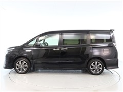 ヴォクシー ZS キラメキ 3