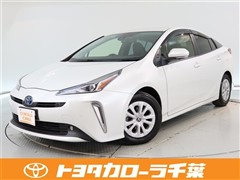 プリウス S セーフティープラス 2