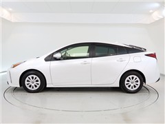 プリウス S セーフティープラス 2