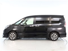 セレナ ハイウェイスターG S-HV