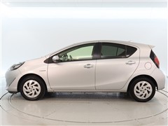 アクア S スタイルブラック