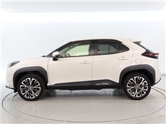 ヤリスクロス HV Z