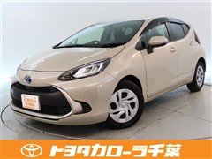 トヨタ　アクア G