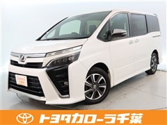 トヨタ　ヴォクシー ZS キラメキ 2