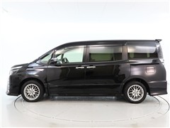 ヴォクシー HV ZS キラメキ 3