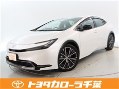 トヨタ　プリウス Z