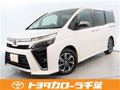 トヨタ　ヴォクシー ZS キラメキ 2