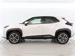 ヤリスクロス HV Z