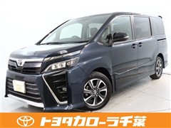 トヨタ　ヴォクシー ZS