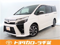 トヨタ　ヴォクシー ZS キラメキ 2
