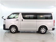 ハイエースバン DX
