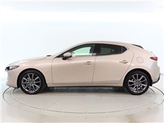 MAZDA3 ファストバック XDツ-