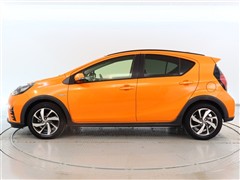 アクア クロスオーバー