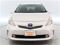 プリウスアルファ S