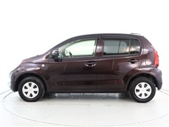 パッソ 1.0X クツロギ