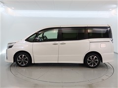 ヴォクシー ZS キラメキ 3