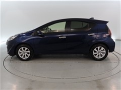 アクア S スタイルブラック