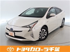 トヨタ プリウス A