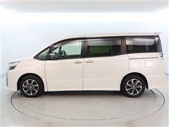 ヴォクシー ZS キラメキ 3