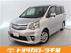 トヨタ ノア Si