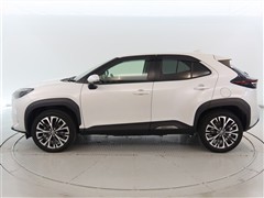 ヤリスクロス HV Z