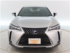 UX250h バージョンL 4WD