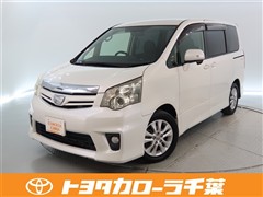 トヨタ ノア Si