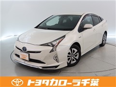 トヨタ プリウス A