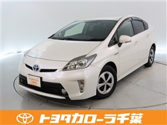 トヨタ プリウス S
