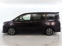 ヴォクシー ZS