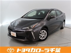 トヨタ プリウス S セ-フティープラス 2