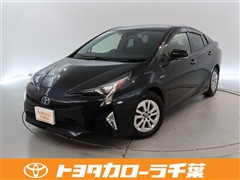 トヨタ プリウス S