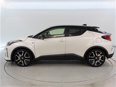 C-HR S GRスポーツ