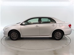 カローラアクシオ 1.8 LUXEL
