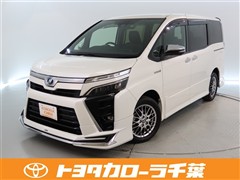 トヨタ ヴォクシー HV ZS キラメキ 2