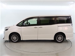 ヴォクシー HV ZS キラメキ 2