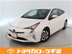 プリウス A