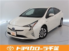 プリウス A