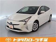 トヨタ プリウス S セ-フティープラス