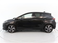 ノートオーラ G レザーエディション