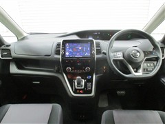 セレナ e-パワー ハイウェイスターV