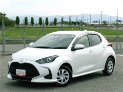 トヨタ ヤリス X