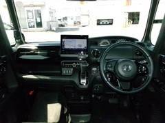 N-BOXカスタム Lターボ 4WD
