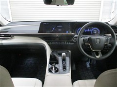 クラウンクロスオーバーG Adレザー