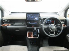 シエンタ HV Z 7ニンノリ