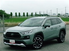 トヨタ RAV4 アドベンチャー 4WD