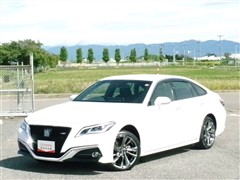 クラウン HV RS Four