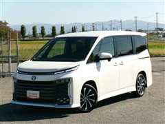 トヨタ ヴォクシー HV S-Z